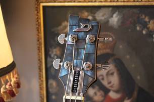 DUESENBERG Alliance Soundgarden Black Hole Sun Chris Cornell, HARDSCASE, 3, 93 KG, 100 units Worldwide