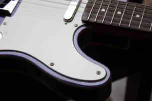 SQUIER Classic Vibe Baritone Custom Telecaster, Laurel Fingerboard, Parchment Pickguard, Purple Sparkle, 3, 27 KG