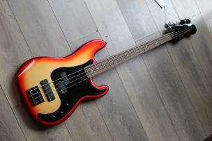 SQUIER Contemporary Active Precision Bass PH, Laurel Fingerboard, Black Pickguard, Sunset Metallic, 4, 35 KG