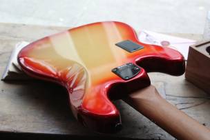 SQUIER Contemporary Active Precision Bass PH, Laurel Fingerboard, Black Pickguard, Sunset Metallic, 4, 35 KG