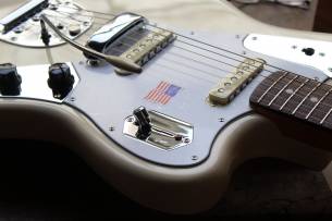 FENDER Johnny Marr Jaguar HARDCASE, 3, 80 KG