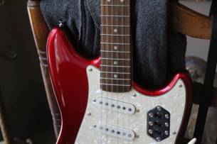 SQUIER Paranormal Cyclone Candy Apple Red, 3, 12 KG