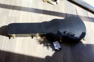 GRETSCH G6134T Limited Edition Penguin with Bigsby, Ebony Fingerboard, Casino Gold, HARDCASE, 4, 2 KG