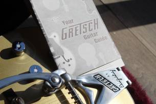 GRETSCH G6134T Limited Edition Penguin with Bigsby, Ebony Fingerboard, Casino Gold, HARDCASE, 4, 2 KG