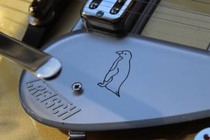 GRETSCH G6134T Limited Edition Penguin with Bigsby, Ebony Fingerboard, Casino Gold, HARDCASE, 4, 2 KG