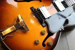 GIBSON Custom Shop 1959 ES-175 Vintage Sunburst (2015) HARDCASE, 2, 91 KG