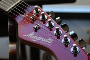 MAGNETO U-ONE Series | Sonnet Modern US-2300, See Thru Red Quilt, GIGBAG, 3, 63 KG