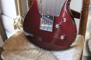 MAGNETO U-ONE Series | UT-Wave Classic UT-2300, Metallic Red, GIGBAG, 3, 26 KG