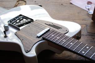 MAGNETO U-ONE Series | UT-Wave Classic UT-2300,Metallic Pearl White,GIGBAG, 3, 26 KG