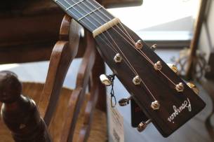 BOURGEOIS Touchstone Series D Vintage TS, Hardcase and Papers