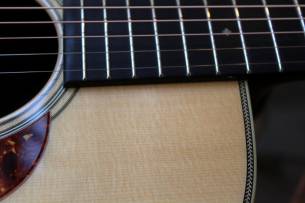 BOURGEOIS Touchstone Series D Vintage TS, Hardcase and Papers