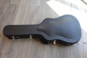 BOURGEOIS Touchstone Series D Vintage TS, Hardcase and Papers