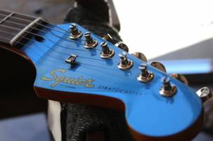 SQUIER Limited Edition Classic Vibe '60s Stratocaster HSS, Lake Placid Blue, 4, 02 KG