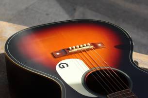 GRETSCH Jim Dandy Concert, Walnut Fingerboard, White Pickguard, Rex Burst