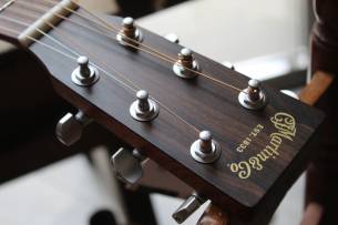 MARTIN D-X2E Ziricote Burst, GIGBAG