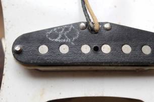 SQUIER Made In Japan 1984 ´60s Stratocaster Olympic White with Hardcase, A JEWEL!!!!
