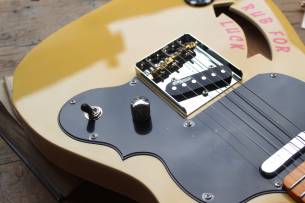 VINTAGE Joe Doe 'Gambler' Butterscotch, HARDCASE, 2, 97 KG