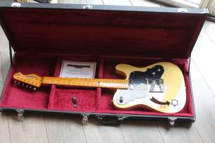 VINTAGE Joe Doe 'Gambler' Butterscotch, HARDCASE, 2, 97 KG