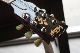 VINTAGE VSA500P Boulevard Red, 3, 66 KG