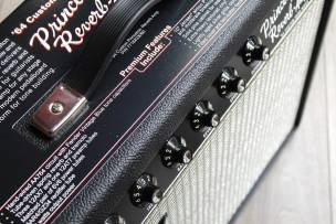 FENDER '64 Custom Hand-Wired Princeton Reverb-Amp 12-Watt 1x10" Guitar Combo