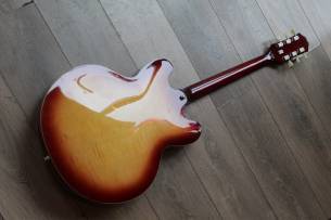 EPIPHONE ES-335 Figured Rasperry Tea Burst, 3, 63 KG