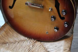 EPIPHONE ES-335 Figured Rasperry Tea Burst, 3, 63 KG