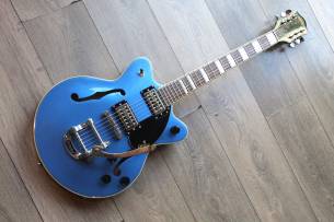 GRETSCH G2622T Streamliner with Bigsby, Laurel Fingerboard, Broad’Tron BT-3S Pickups, Dark Denim, HARDCASE, 2, 70 KG