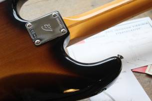 Fender Stories Collection Eric Johnson 1954 “Virginia” Stratocaster, Maple Fingerboard, 2-Color Sunburst, HARDCASE