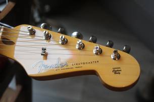 Fender Stories Collection Eric Johnson 1954 “Virginia” Stratocaster, Maple Fingerboard, 2-Color Sunburst, HARDCASE