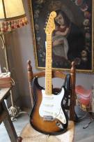 Fender Stories Collection Eric Johnson 1954 “Virginia” Stratocaster, Maple Fingerboard, 2-Color Sunburst, HARDCASE