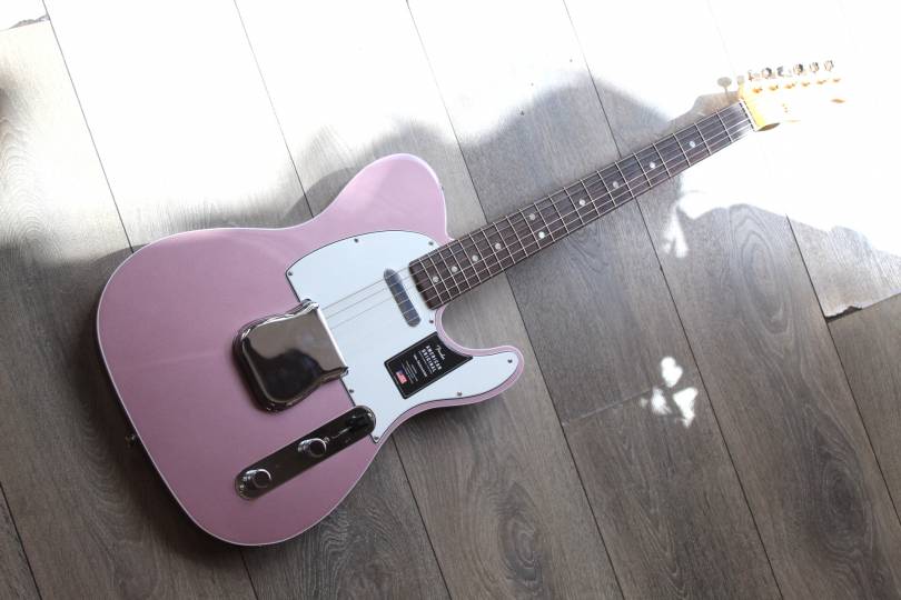 FENDER Limited American Original '60s Telecaster in Burgundy Mist Metallic, HARDCASE, 3,60 KG