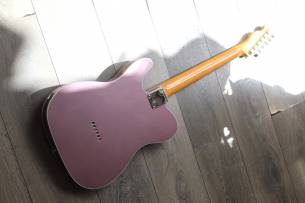 FENDER Limited American Original '60s Telecaster in Burgundy Mist Metallic, HARDCASE, 3,60 KG