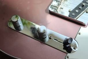 FENDER Limited American Original '60s Telecaster in Burgundy Mist Metallic, HARDCASE, 3,60 KG