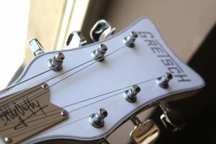 GRETSCH G7593T Billy Duffy Signature Falcon, Bigsby, Ebony Fingerboard, White, Lacquer, HARDCASE, 2, 88 KG