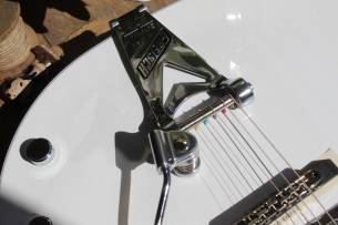 GRETSCH G7593T Billy Duffy Signature Falcon, Bigsby, Ebony Fingerboard, White, Lacquer, HARDCASE, 2, 88 KG