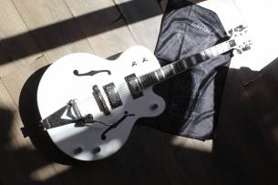 GRETSCH G7593T Billy Duffy Signature Falcon, Bigsby, Ebony Fingerboard, White, Lacquer, HARDCASE, 2, 88 KG