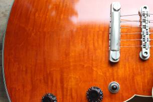 EASTMAN T59/v Antique Amber with Hardcase, 3, 56 KG