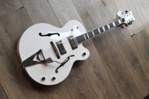 GRETSCH G7593T Billy Duffy Signature Falcon, Bigsby, Ebony Fingerboard, White, Lacquer, HARDCASE, 2, 88 KG