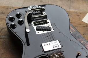 FENDER Custom Shop Limited 70s Telecaster Custom Journeyman Black, HARDCASE, 3, 75 KG