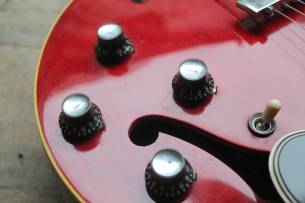 GIBSON ES-330 Cherry Original of 1966, HARDCASE