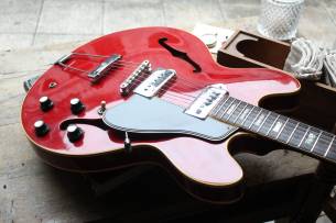 GIBSON ES-330 Cherry Original of 1966, HARDCASE