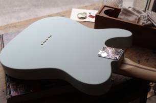FENDER American Performer Telecaster with Rosewood Fretboard Satin Sonic Blue