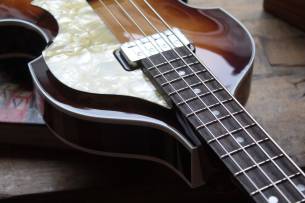 HOFNER Violin Bass 500/1 ` 62 Mersey , HARDCASE