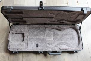 FENDER "American Ultra Stratocaster, Maple, Mocha Burst" HARDCASE, PAPERS, 3, 69 KG