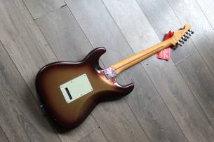 FENDER "American Ultra Stratocaster, Maple, Mocha Burst" HARDCASE, PAPERS, 3, 69 KG