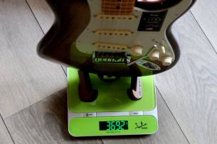 FENDER "American Ultra Stratocaster, Maple, Mocha Burst" HARDCASE, PAPERS, 3, 69 KG