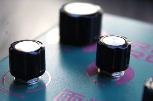 DREADBOX Raindrops Hybrid Delay/Pitch Shifter/Reverb