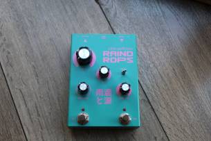 DREADBOX Raindrops Hybrid Delay/Pitch Shifter/Reverb