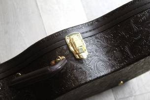 TAYLOR Builder's Edition 517e, HARDCASE