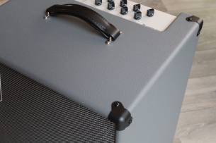 DARKGLASS Microtubes 500 Combo 210 Analog Bass Combo